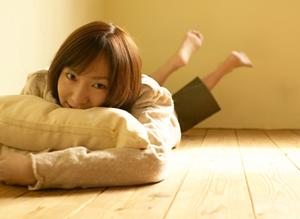 横浜でビューラー式のまつ毛パーマの施術